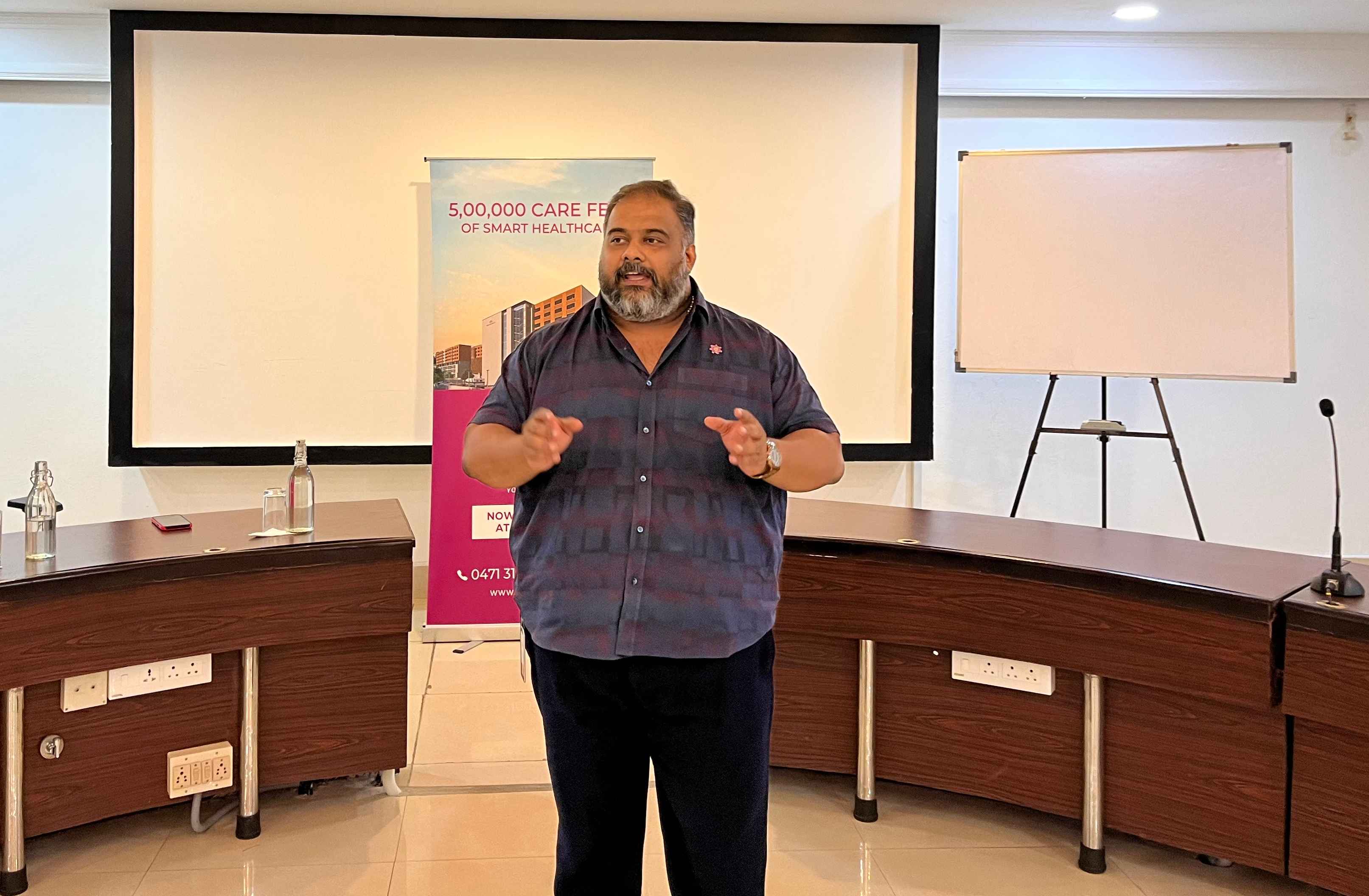 The session was led by Mr. Nanda Gopan R, Chief Physiotherapist at SP Medifort.