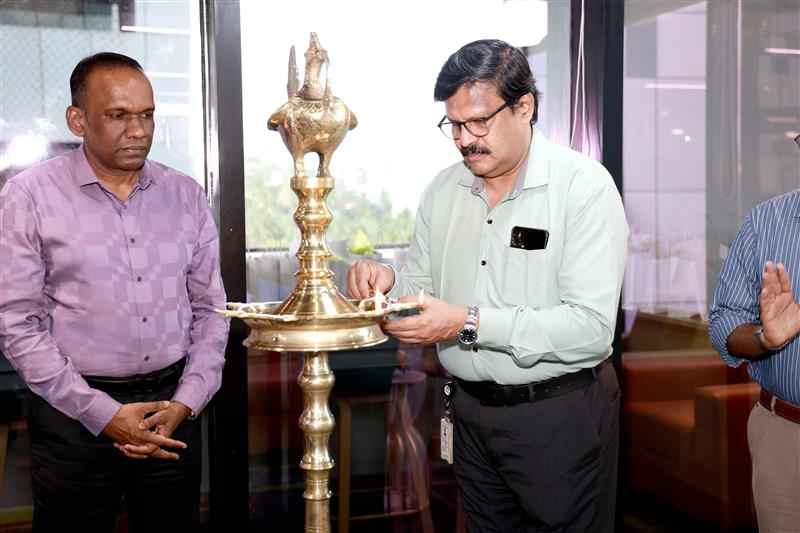 Mr. Sreekumar V, Secretary – GTech & Centre Head, Tata Elxsi, lighting the inaugural lamp.