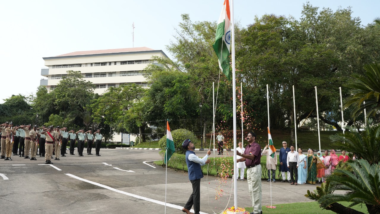 Col Sanjeev Nair (Retd), CEO Technopark, hoisted the national flag at Park Centre Phase I campus, on the occasion of India's 79th Independence Day.