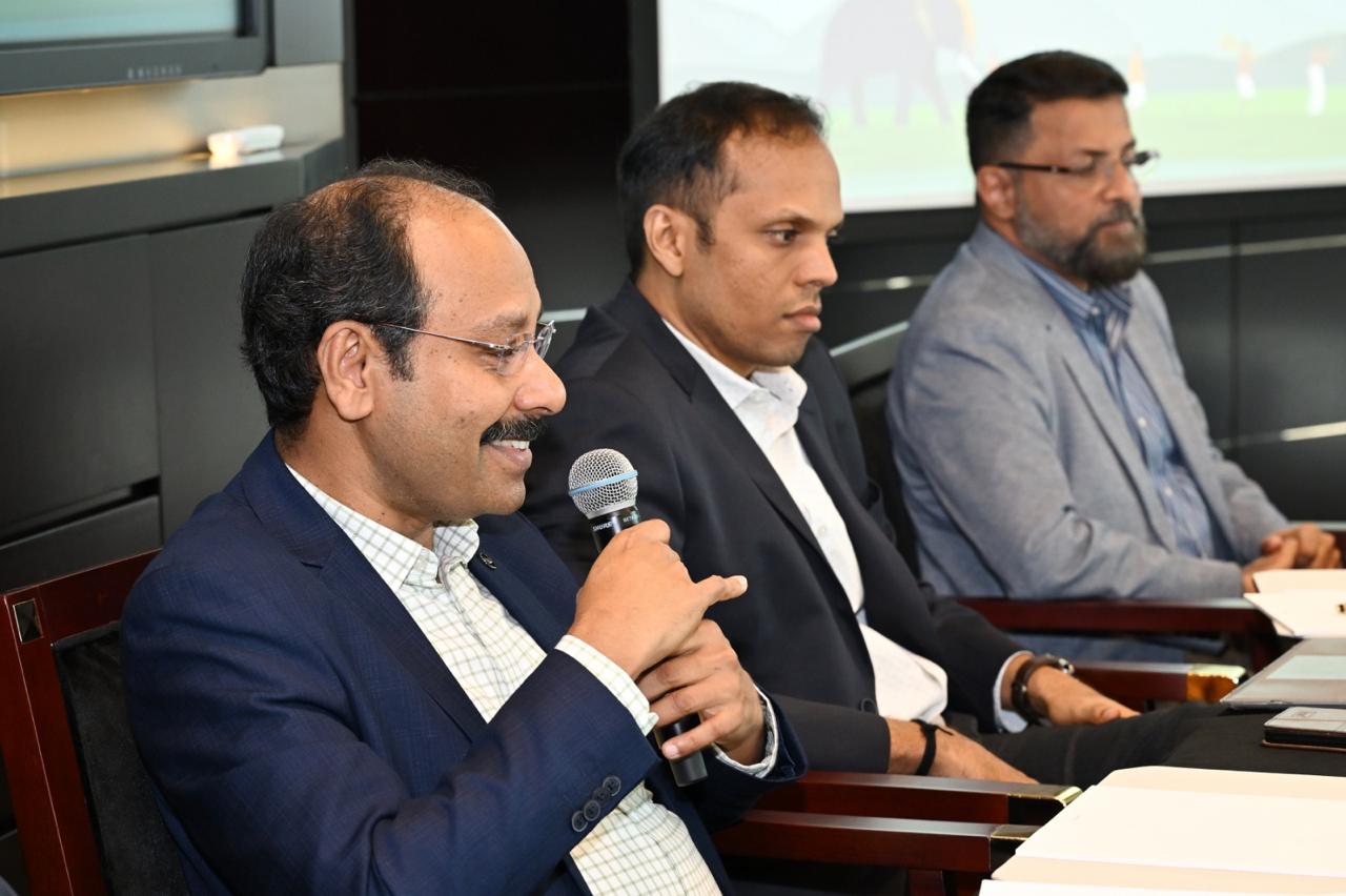 Mr. Susanth Kurunthil, CEO, Infoparks Kerala & Cyberpark Kozhikode, speaking at the roundtable.