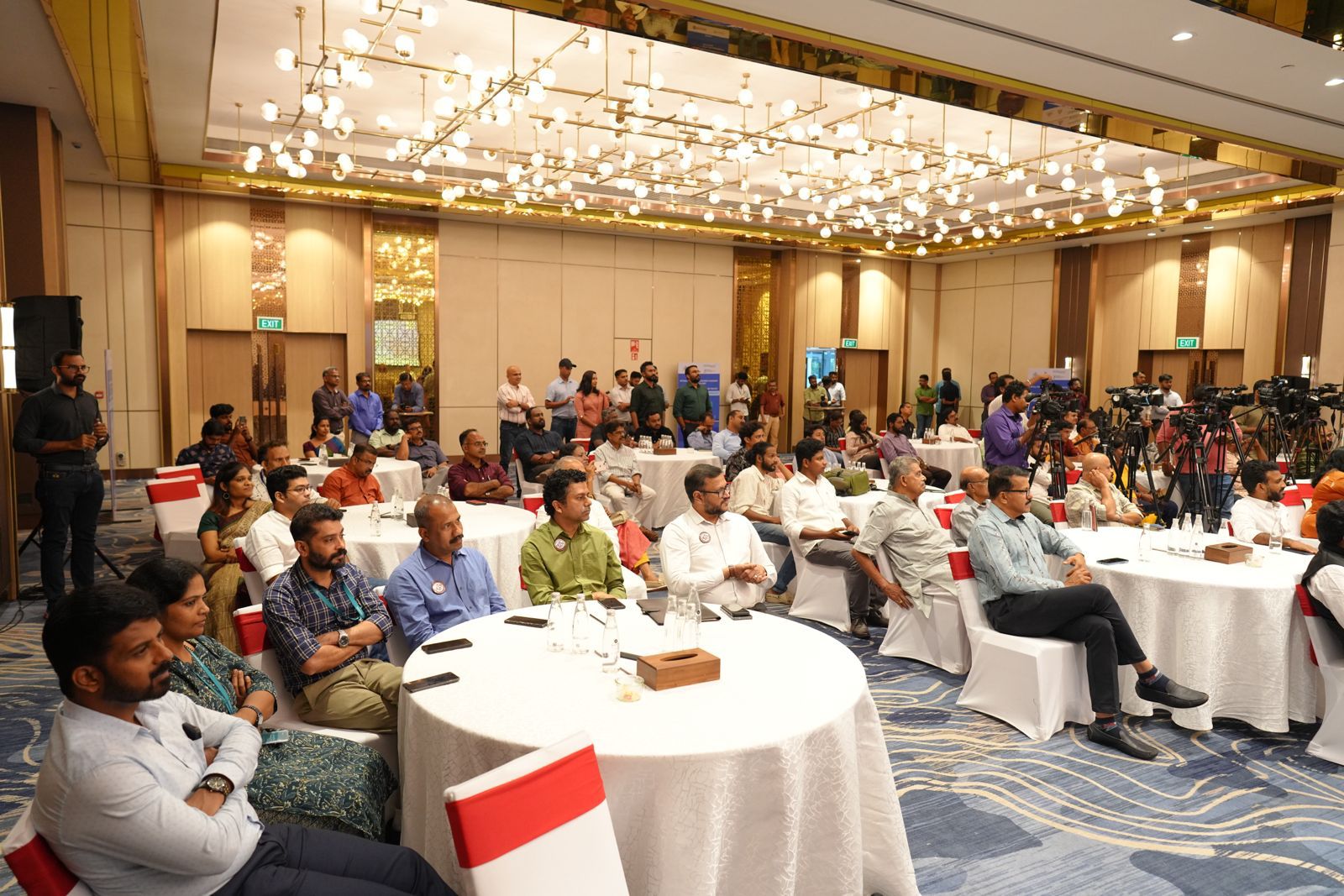 The function witnessed the esteemed presence of industry leaders, tech professionals, media representatives, and government officials, celebrating the launch of MERIDIAN TECHPARK